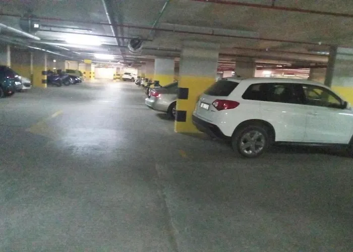 Apartment Verdi Split With Free Parking In The Garage شقة سبليت