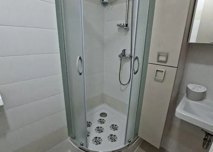 Apartment Verdi Split With Free Parking In The Garage شقة *