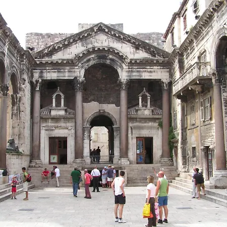 Appartamento Verdi With Free Private Parking Space *