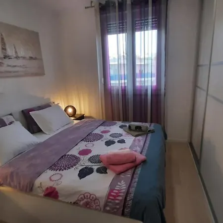 Verdi With Free Private Parking Space Apartment Split