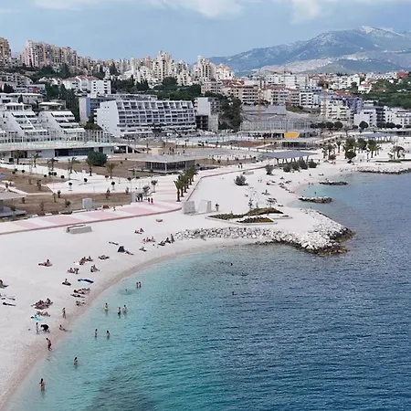 Apartment Verdi With Free Private Parking Space Split