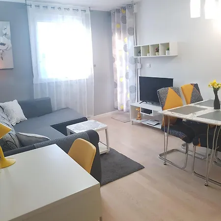 Verdi With Free Private Parking Space Spalato