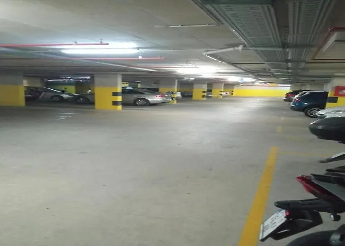 Verdi With Free Private Parking Space *