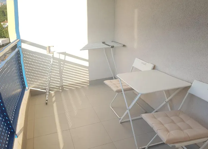 Apartment Verdi Split With Free Parking In The Garage شقة *